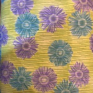 Floral Patterned Fabric 2 pillow shams & 86x86 comforter set